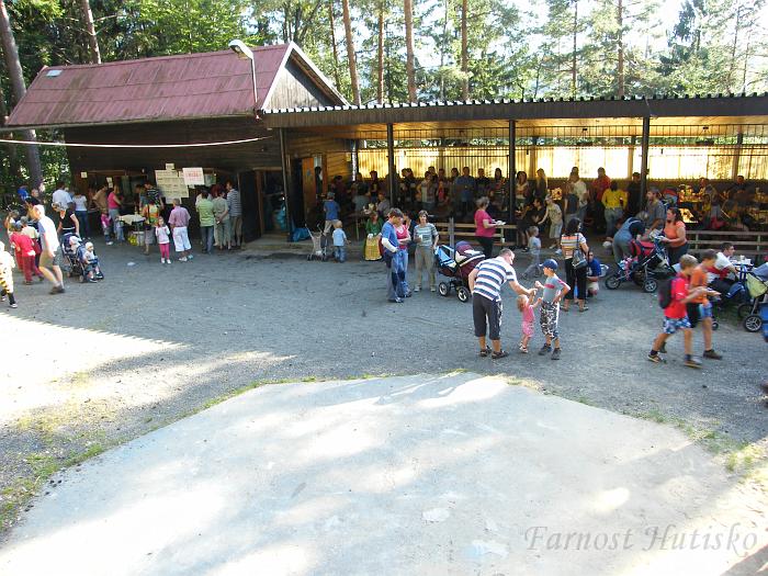 2008_0831pohadkovyles0178.JPG