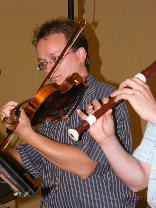 2008_0622koncert_schol0028.JPG